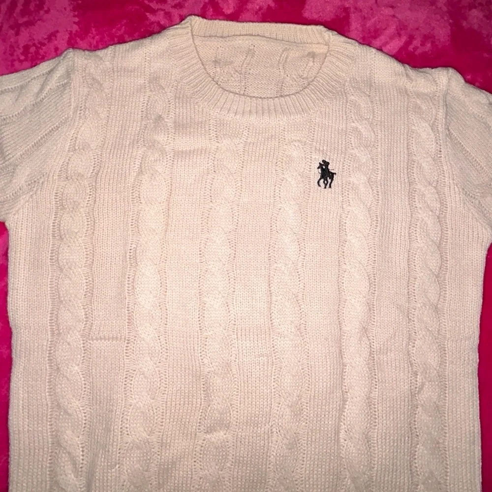 Cream colored lightweight sweater - Picture 7 of 7